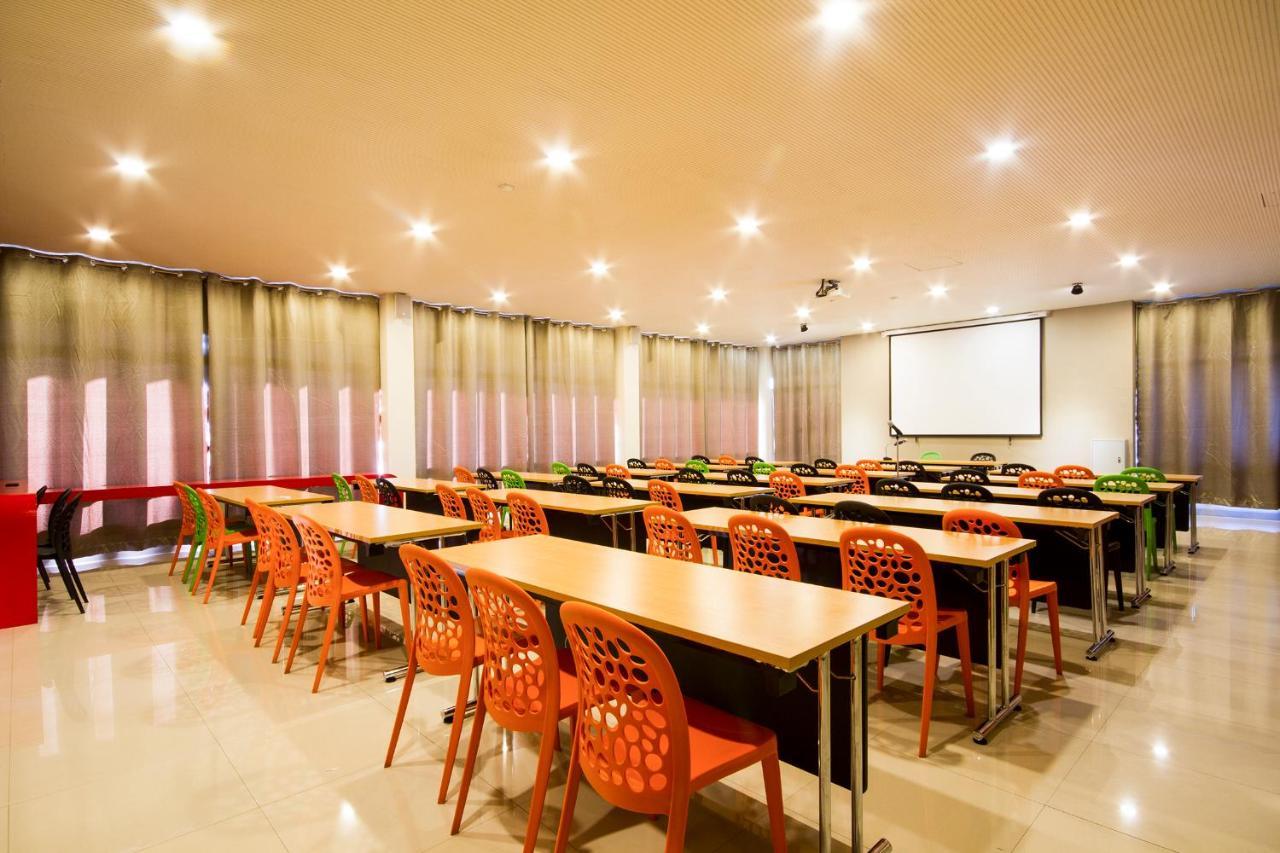 Bestiny Hotel & Restaurant Phetchabun Ngoại thất bức ảnh